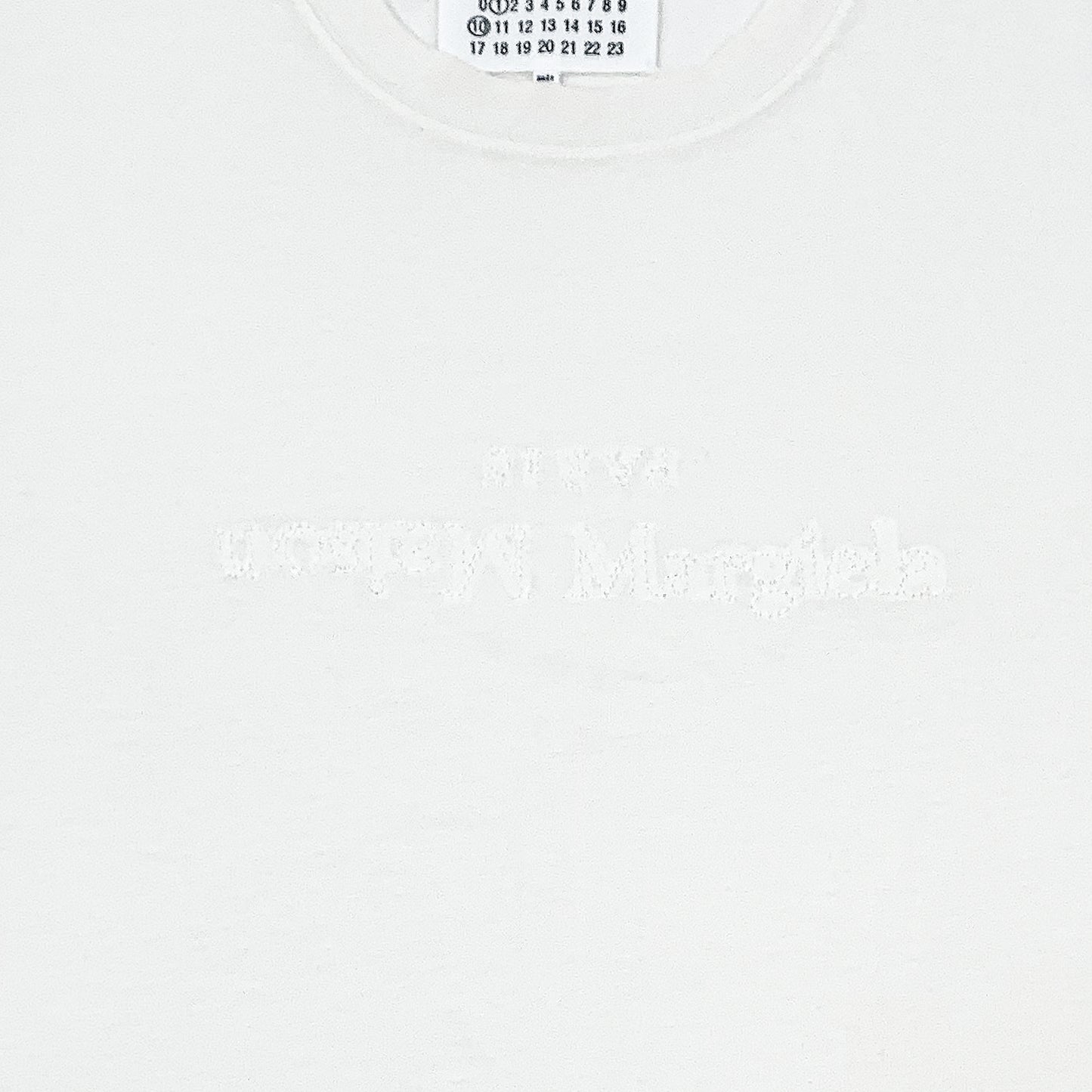 MAISON MARGIELA REVERSE LOGO T-SHIRT IN WHITE