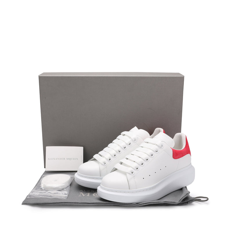 Alexander McQueen Oversized Sneakers | Designer code: 553770WHGP7 | Luxury Fashion Eshop | Lamode.com.hk