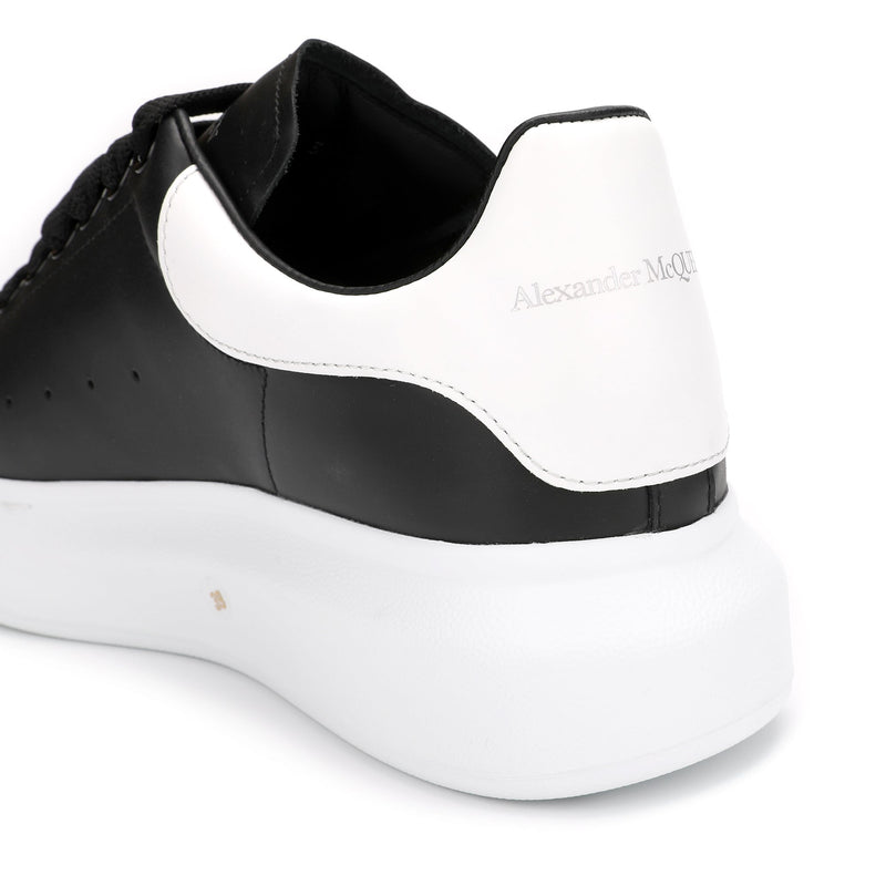 Alexander McQueen Oversized Sneakers | Designer code: 553680WHGP5 | Luxury Fashion Eshop | Lamode.com.hk