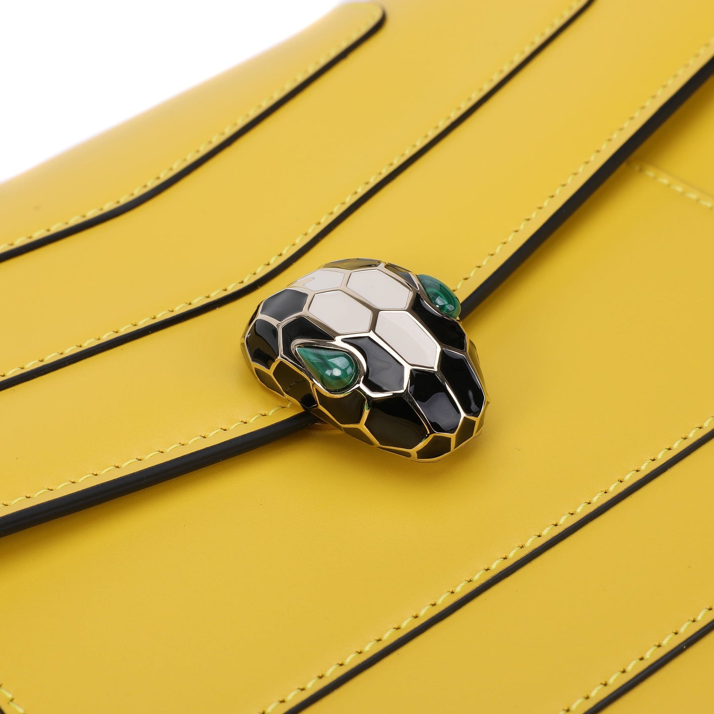 Bvlgari Serpenti Forever Shoulder Bag | Designer code: 290191 | Luxury Fashion Eshop | Lamode.com.hk