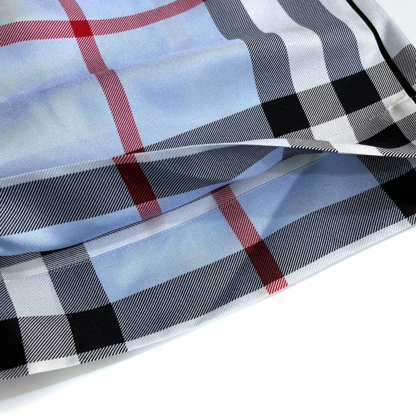 Burberry Check Shorts | Designer code: 8052746 | Luxury Fashion Eshop | Lamode.com.hk