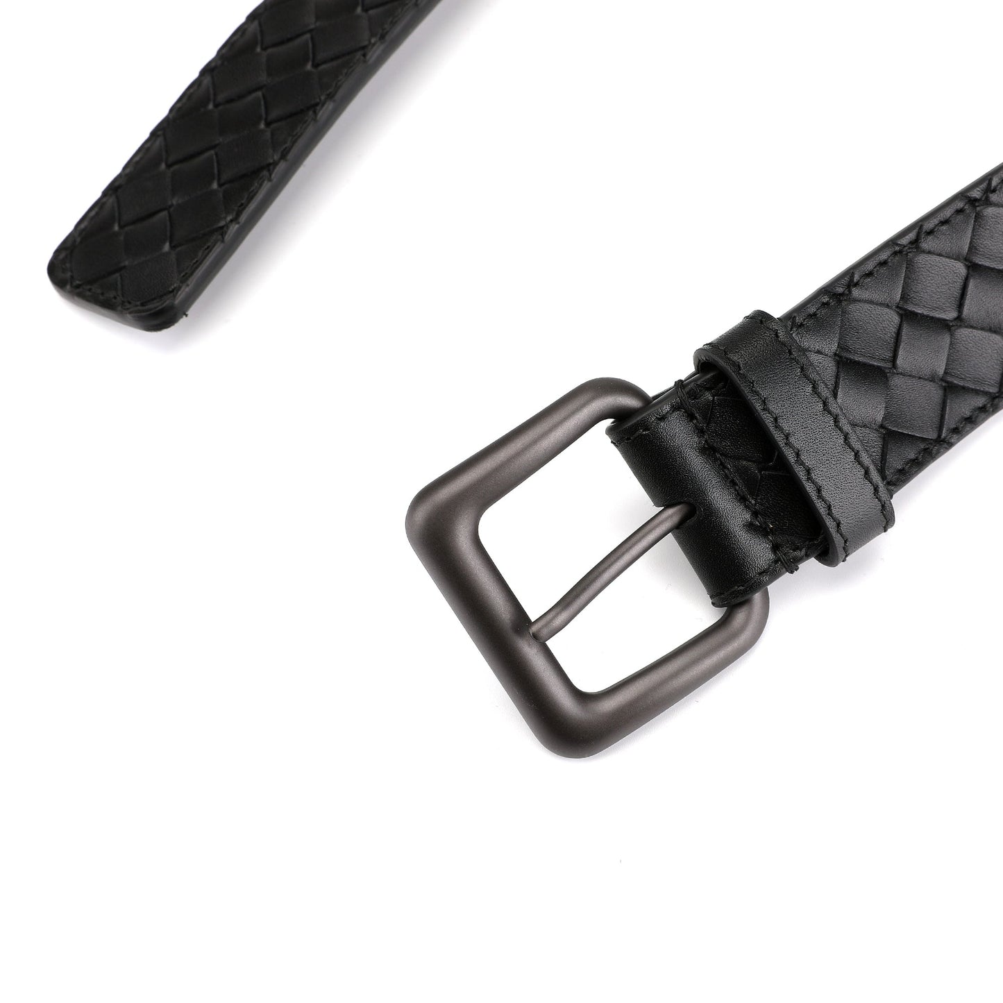 Bottega Veneta Signature Intrecciato Leather Belt | Designer code: 271932V4650 | Luxury Fashion Eshop | Lamode.com.hk