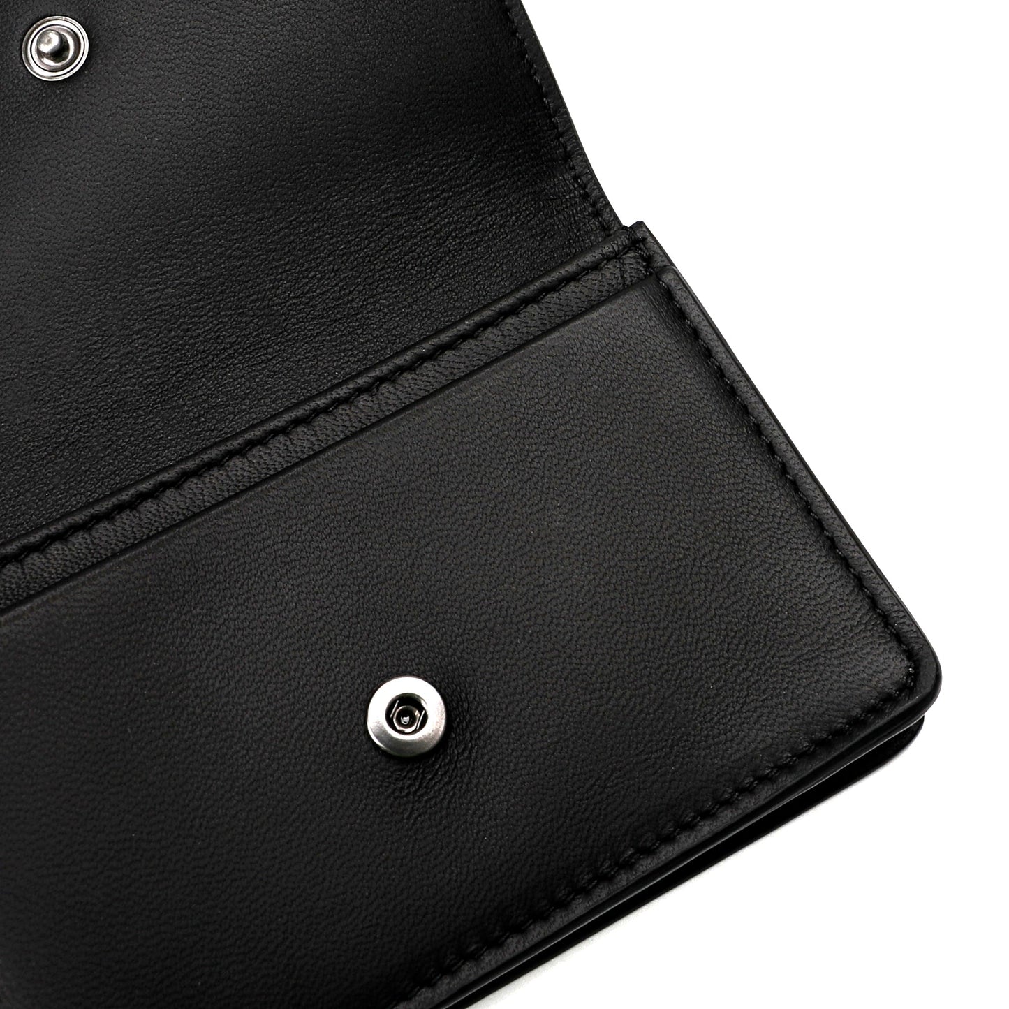 Bottega Veneta Woven Leather Bi Fold Card Holder | Designer code: 133945V001U | Luxury Fashion Eshop | Lamode.com.hk