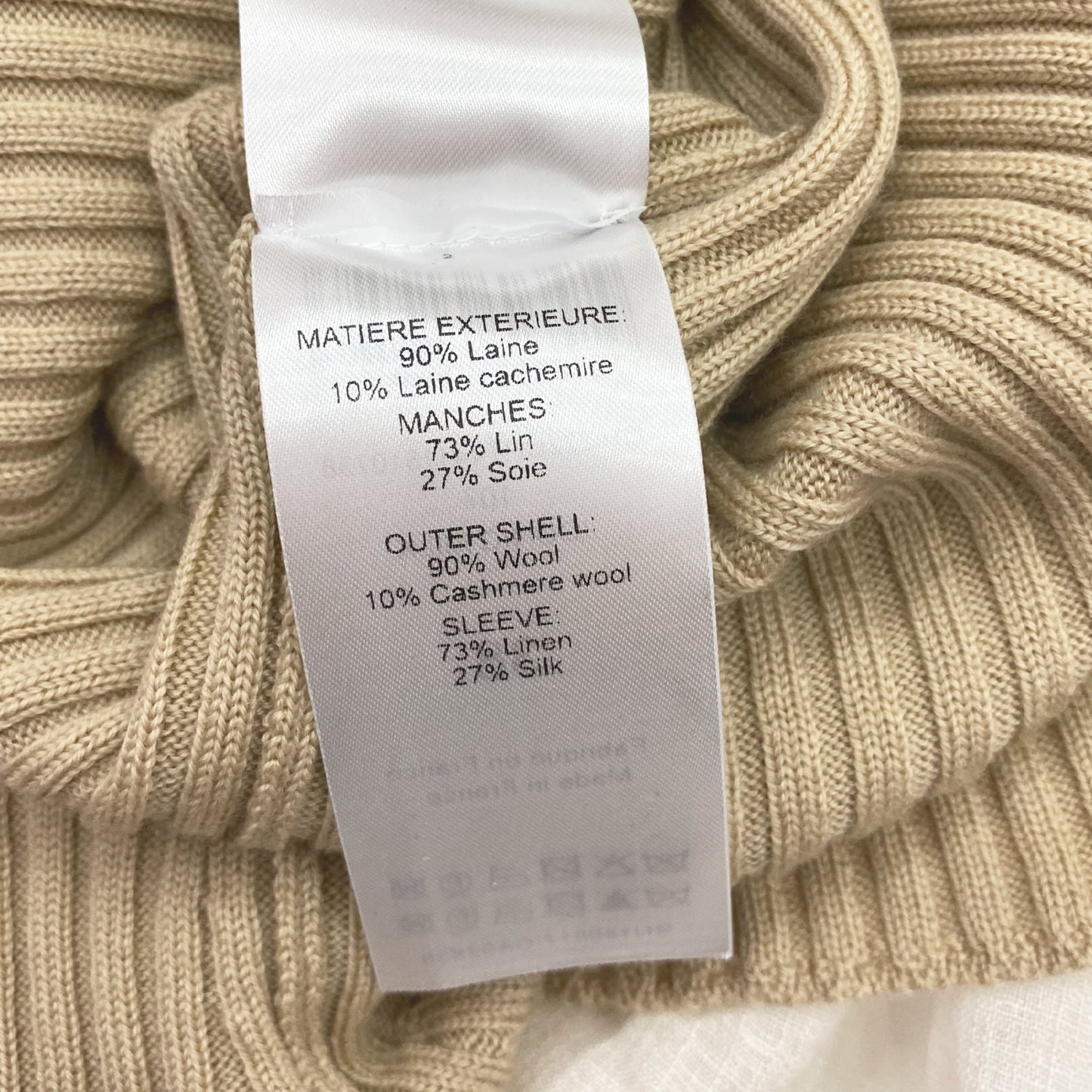 Chloe Beige Knitted Crop Top With Wide Sleeves | Designer code: CHC22UHT44115 | Luxury Fashion Eshop | Lamode.com.hk