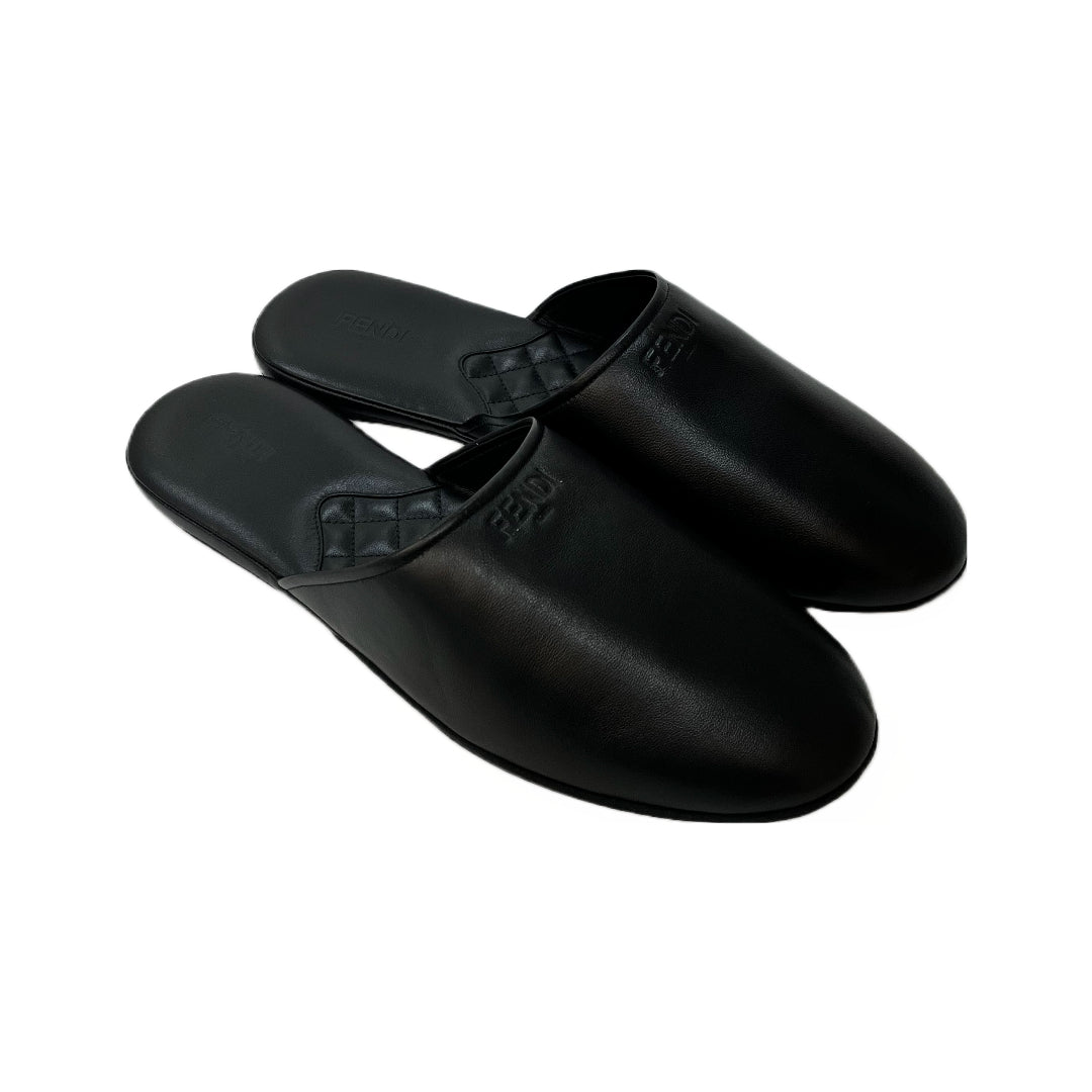 Fendi Embossed Logo Leather Slippers | Designer code: 7P1422NBA | Luxury Fashion Eshop | Lamode.com.hk