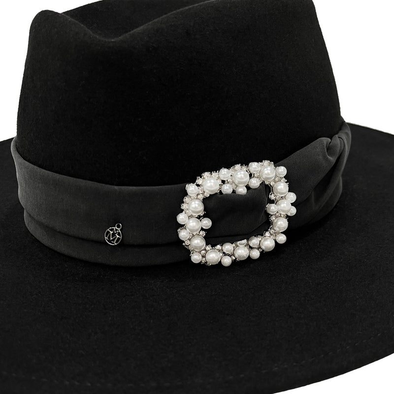 Maison Michel Hat With Square Buckle | Designer code: 1142019 | Luxury Fashion Eshop | Lamode.com.hk