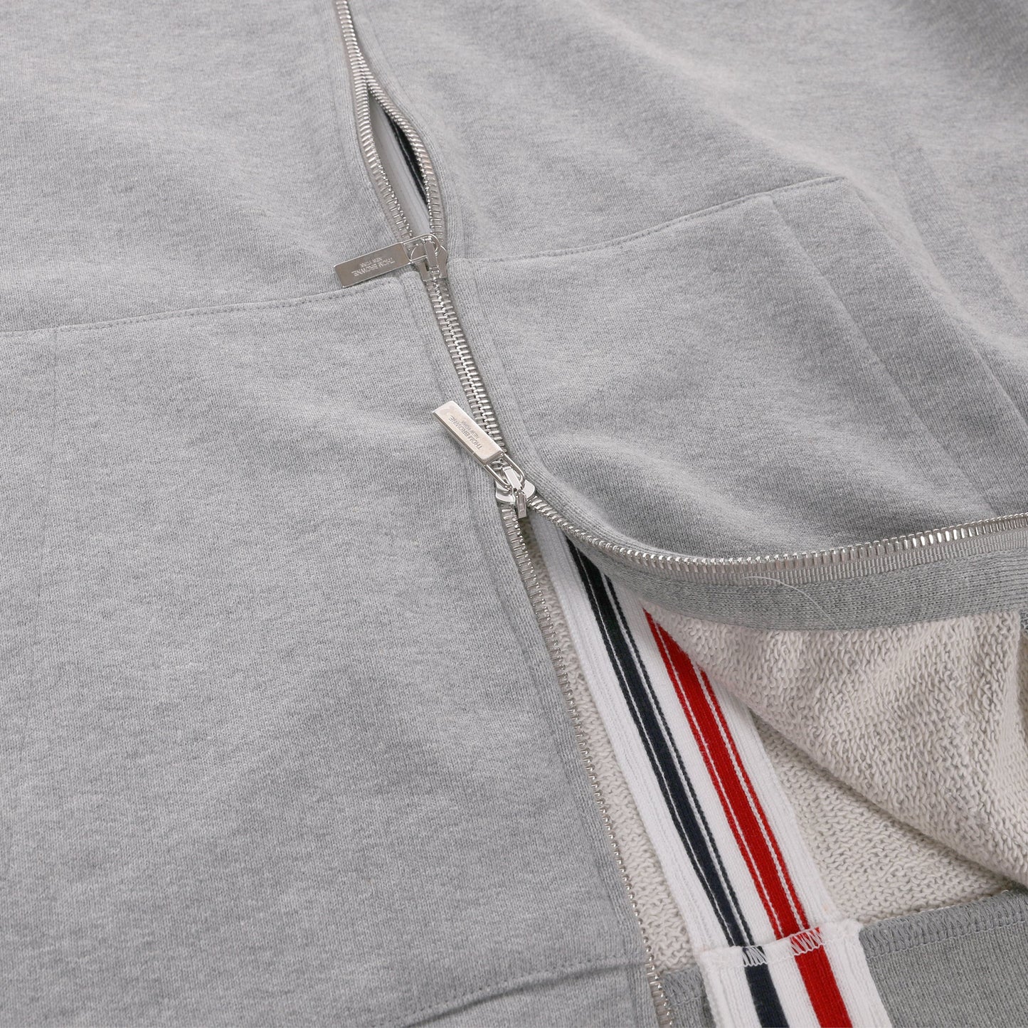 Thom Browne Center Back Stripe Loopback Hoodie | Designer code: MJT153A03377 | Luxury Fashion Eshop | Lamode.com.hk