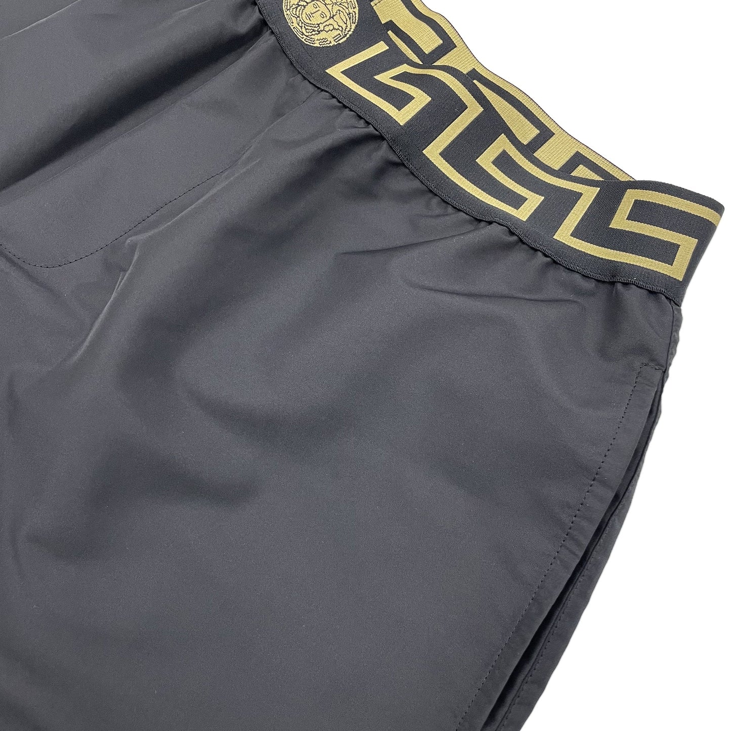 Versace Greca Print Swim Shorts | Designer code: ABU01027A232415 | Luxury Fashion Eshop | Lamode.com.hk