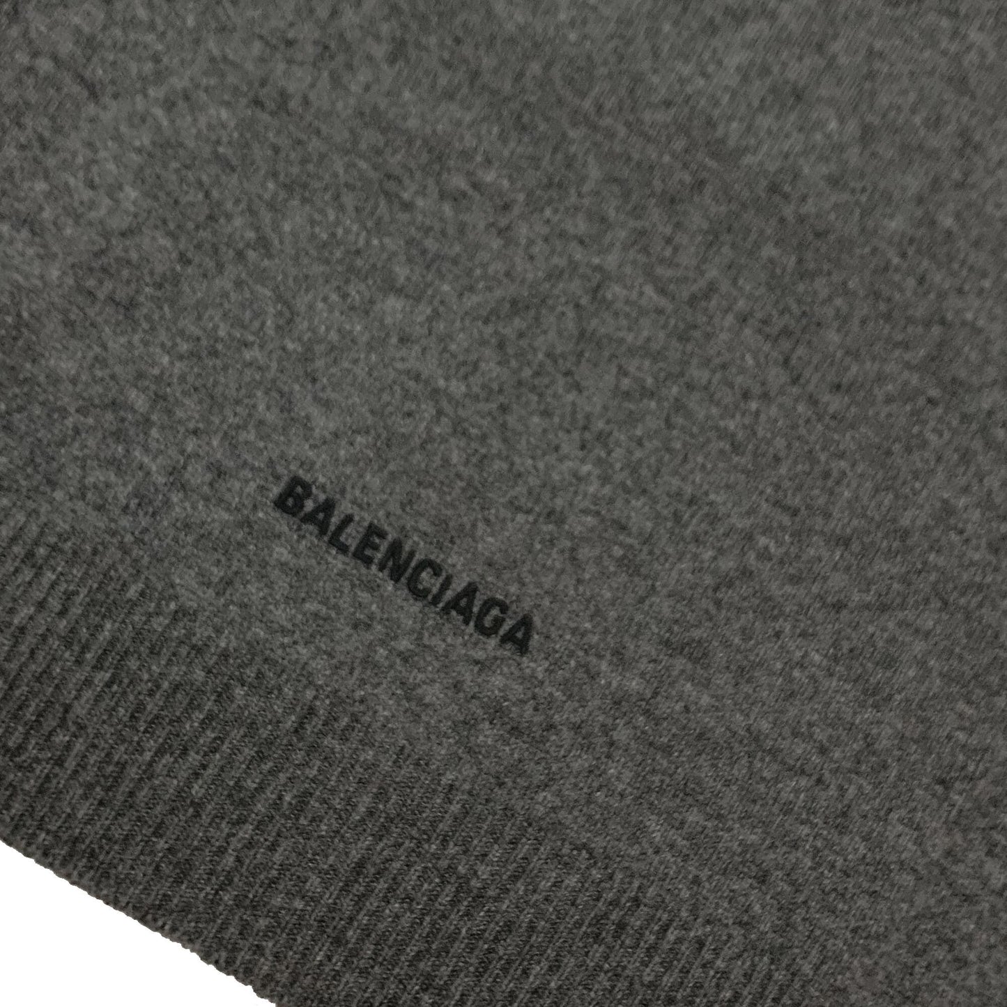 Balenciaga Basic Sweater | Designer code: 721468T4124 | Luxury Fashion Eshop | Lamode.com.hk