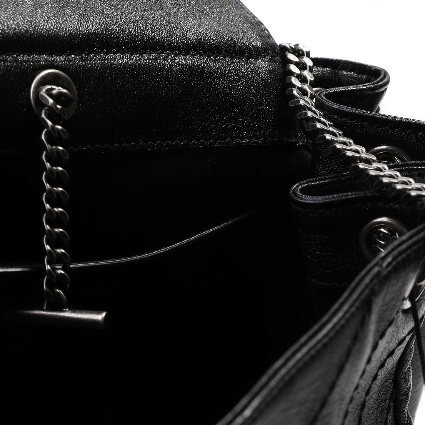 Saint Laurent Small Nolita Shoulder Bag | Designer code: 58930003W04 | Luxury Fashion Eshop | Lamode.com.hk