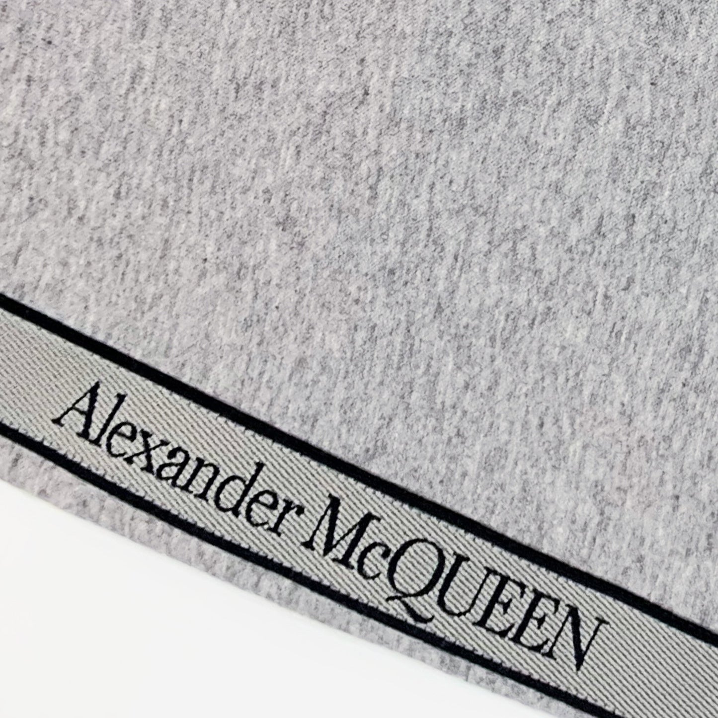 Alexander McQueen Logo Stripe Sweatpants | Designer code: 705012QTX75 | Luxury Fashion Eshop | Lamode.com.hk