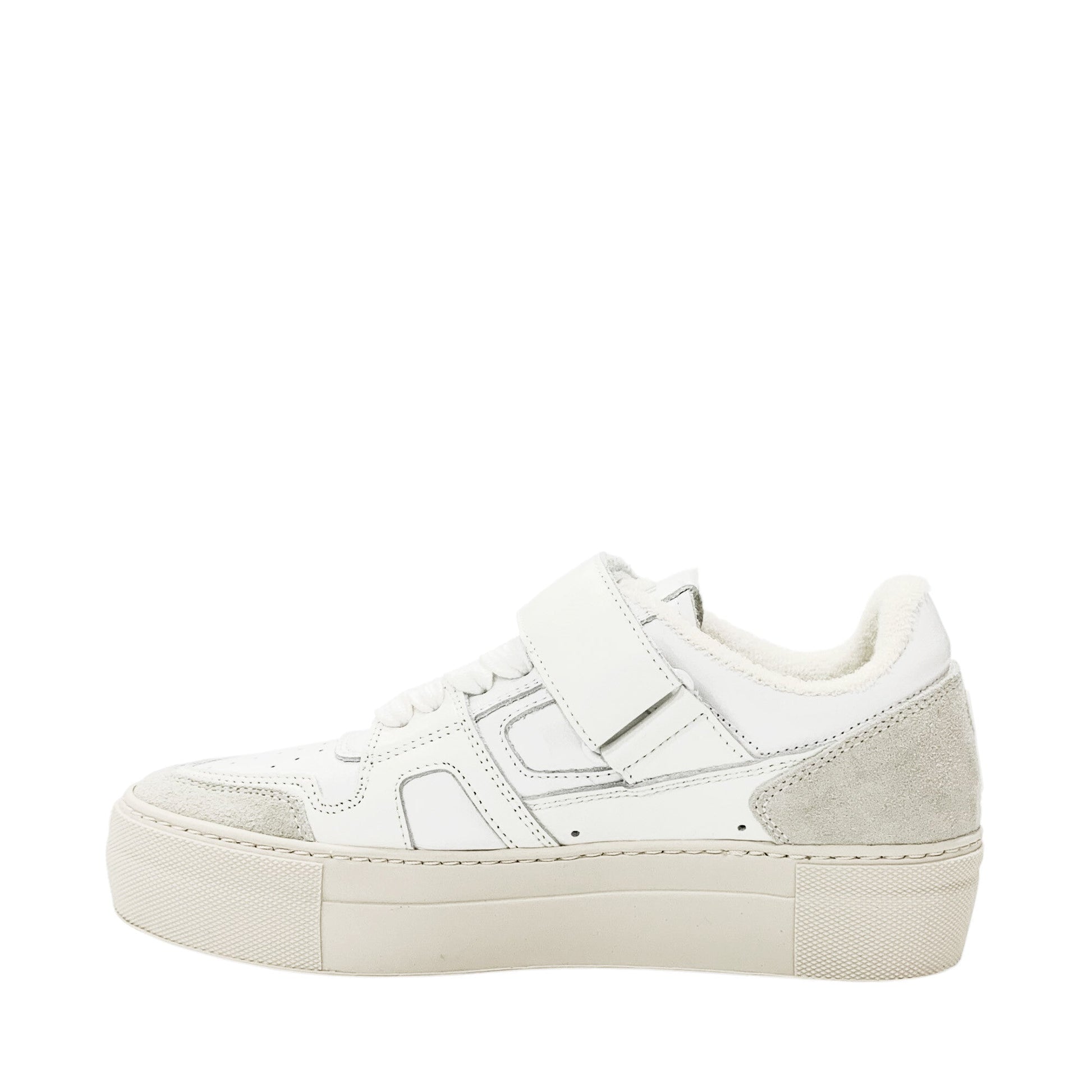 Ami Paris Ami De Coeur Sneakers | Designer code: USN421853 | Luxury Fashion Eshop | Lamode.com.hk