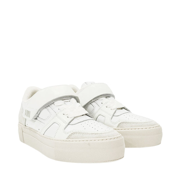 Ami Paris Ami De Coeur Sneakers | Designer code: USN421853 | Luxury Fashion Eshop | Lamode.com.hk