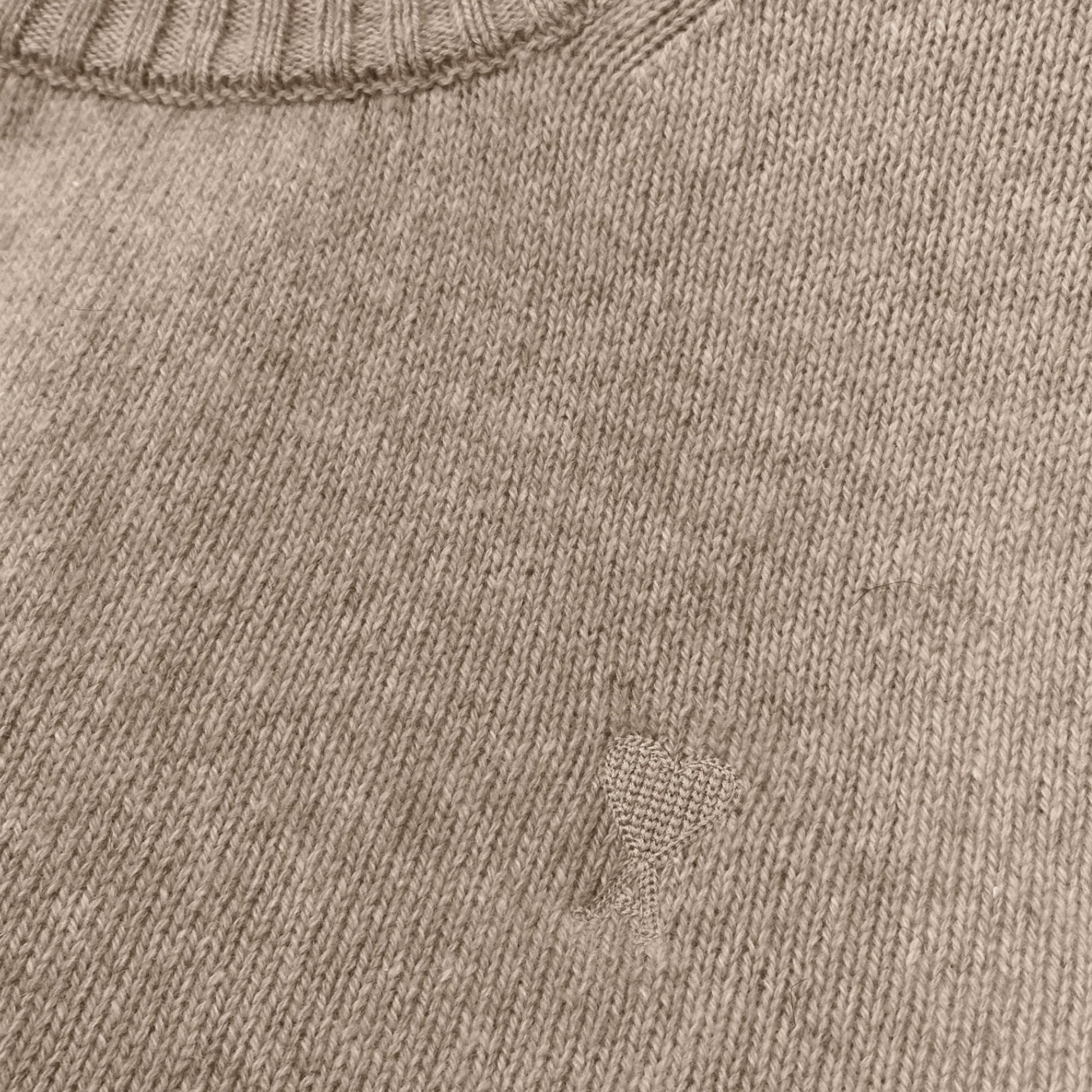 Ami Paris Ami De Coeur Sweater | Designer code: HKS007005 | Luxury Fashion Eshop | Lamode.com.hk