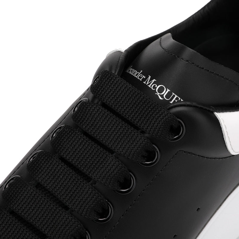Alexander McQueen Oversized Sneakers | Designer code: 553680WHGP5 | Luxury Fashion Eshop | Lamode.com.hk