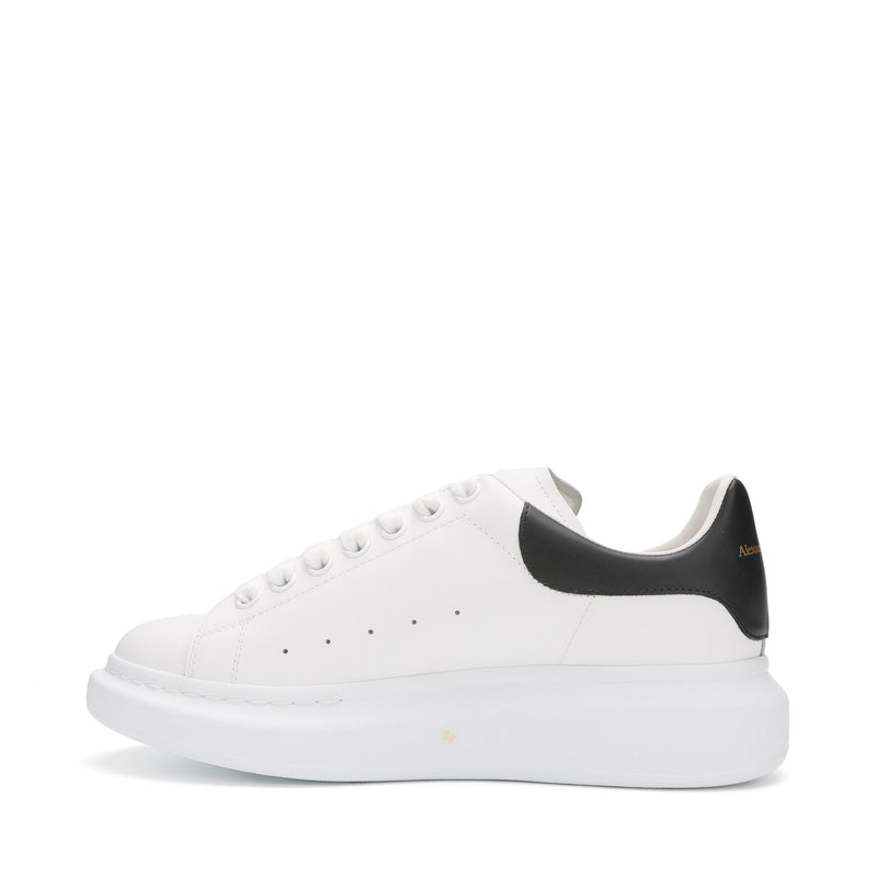 Alexander McQueen Oversized Sneakers | Designer code: 553680WHGP5 | Luxury Fashion Eshop | Lamode.com.hk