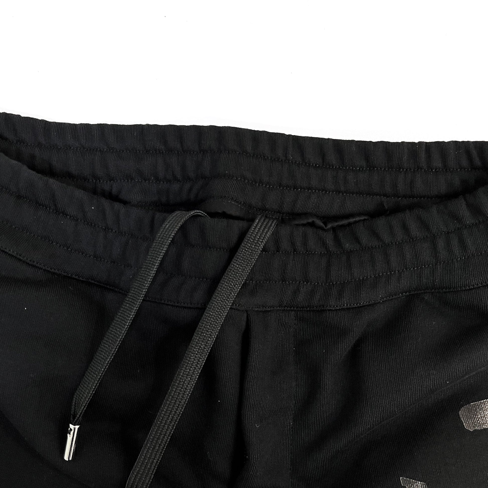 Alexander McQueen Graffiti Logo Printed Shorts | Designer code: 688717QSZ81 | Luxury Fashion Eshop | Lamode.com.hk