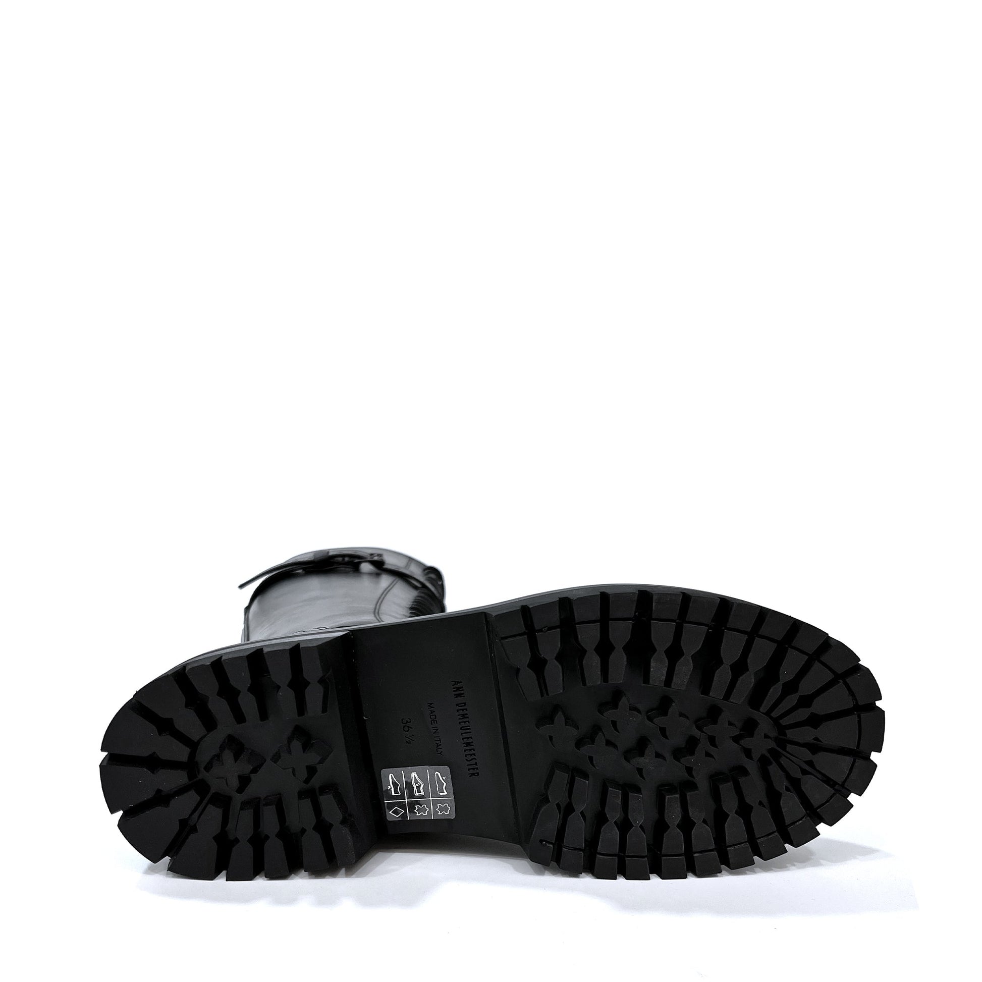 Ann Demeulemeester Buckle Fastening Leather Combat Boots | Designer code: 2102WC04390 | Luxury Fashion Eshop | Lamode.com.hk
