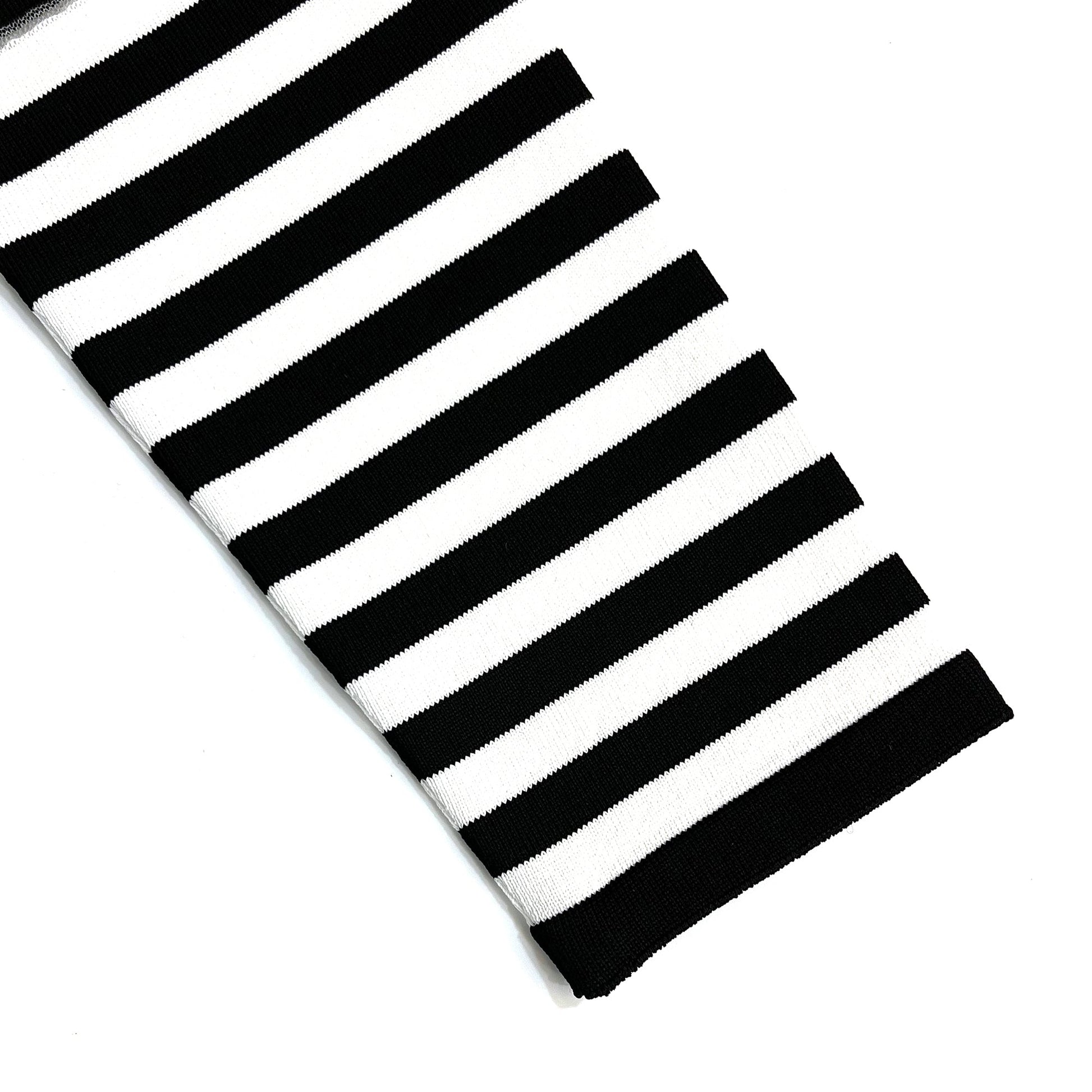 Balmain Black & White Stripe Dress | Designer code: XF0R8399KC04 | Luxury Fashion Eshop | Lamode.com.hk