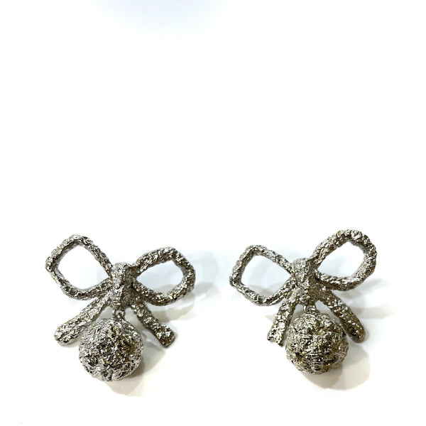 Balenciaga Textured Bow Knot Earrings | Designer code: 679588TZ16I | Luxury Fashion Eshop | Lamode.com.hk