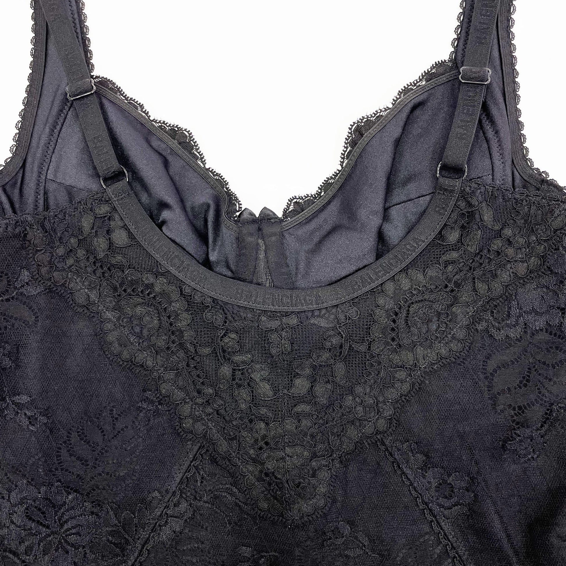 Balenciaga Sleeveless Scoop Back Top | Designer code: 698703TWG01 | Luxury Fashion Eshop | Lamode.com.hk