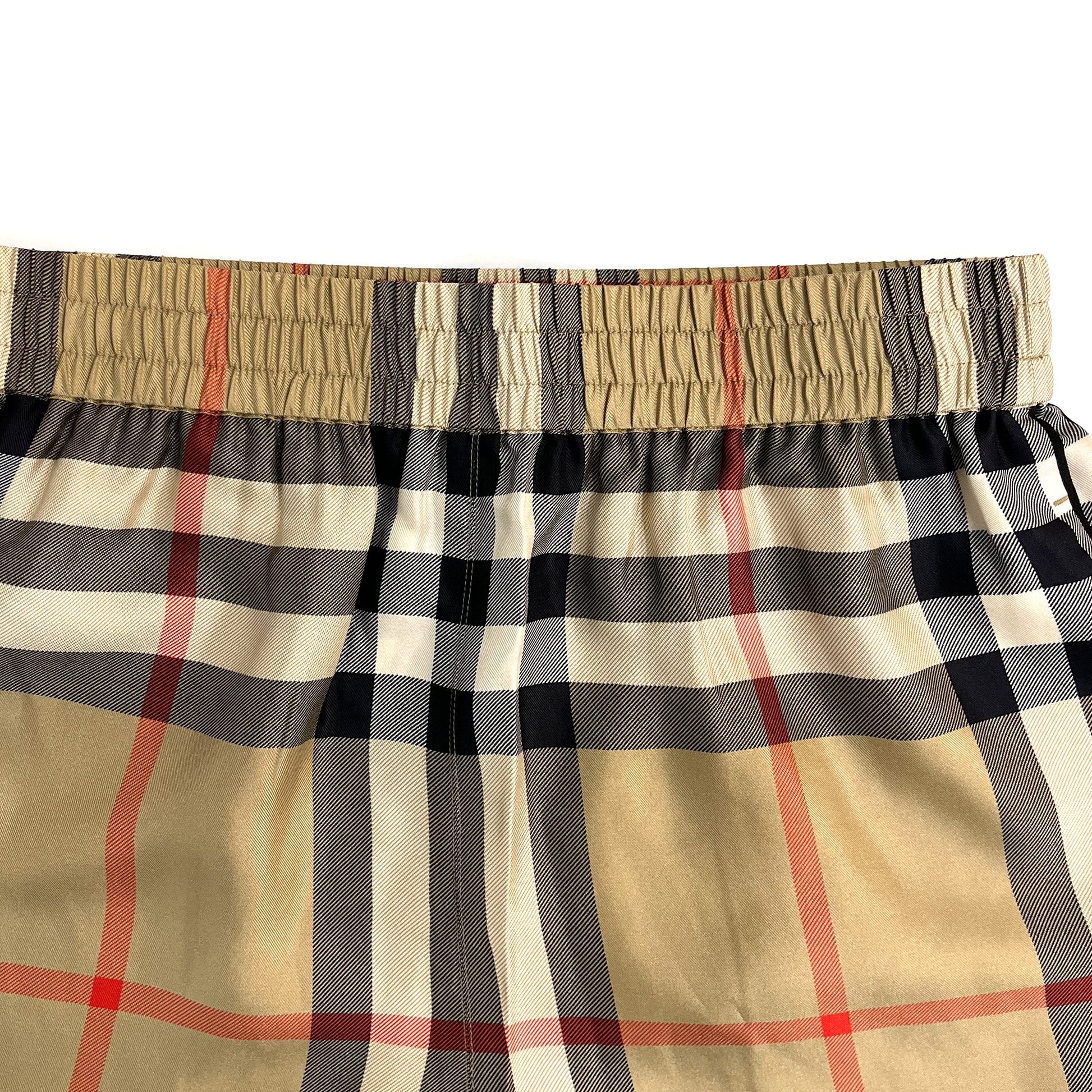 Burberry Check Shorts | Designer code: 8052748 | Luxury Fashion Eshop | Lamode.com.hk