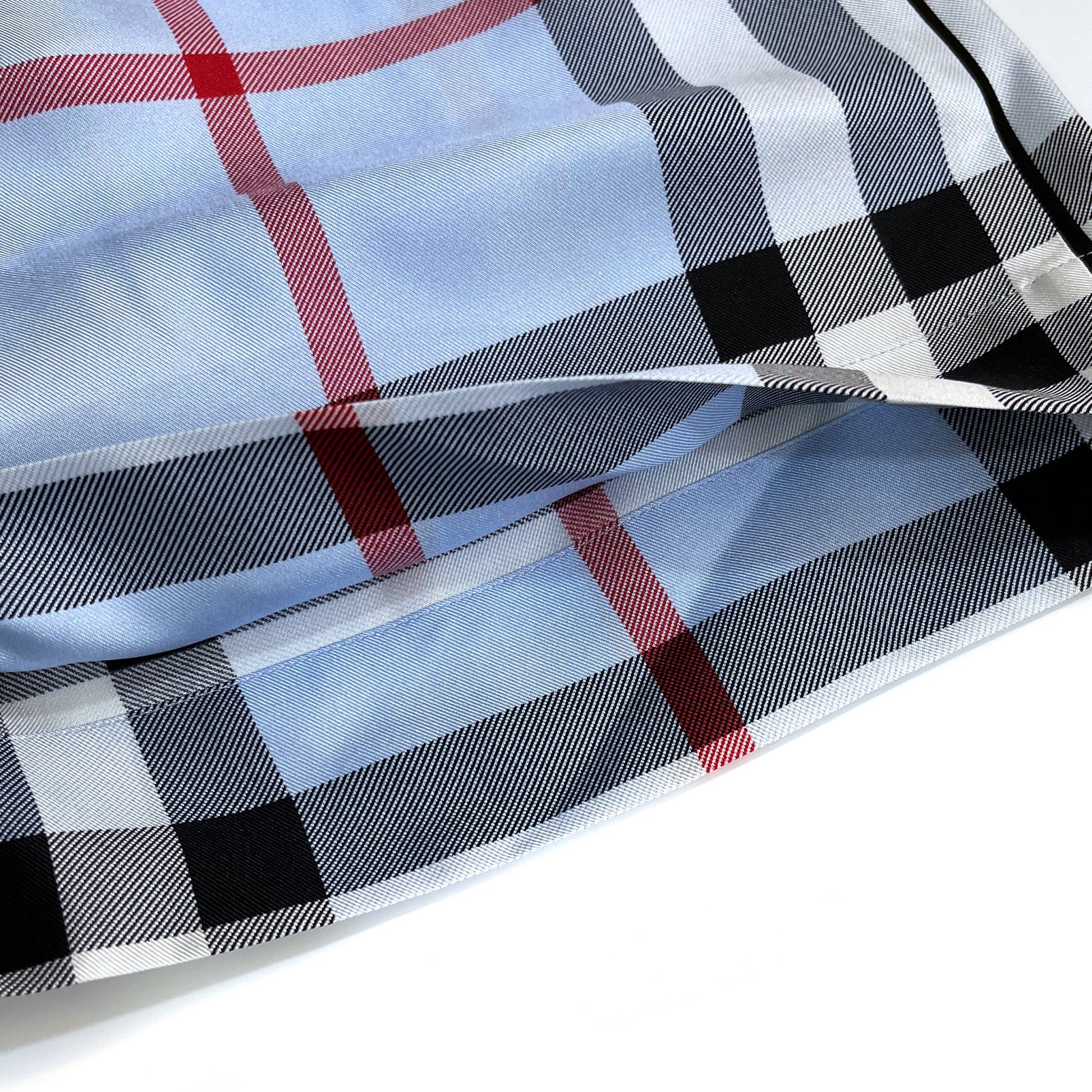 Burberry Check Shorts | Designer code: 8052746 | Luxury Fashion Eshop | Lamode.com.hk