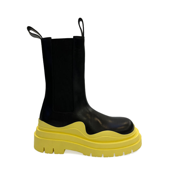 Bottega Veneta Black Leather Tire Boots | Designer code: 630297VBS50 | Luxury Fashion Eshop | Lamode.com.hk