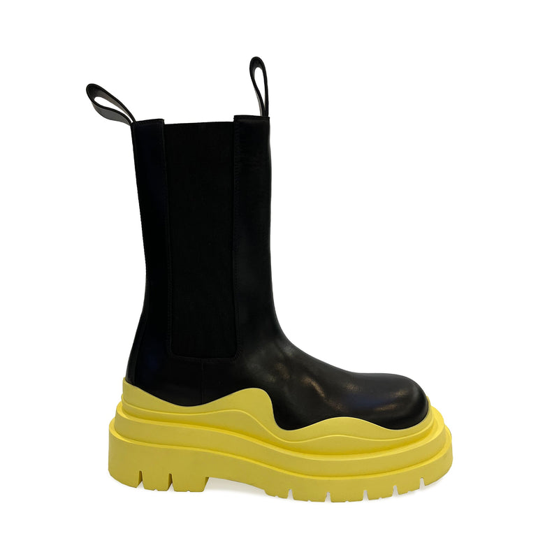 Bottega Veneta Black Leather Tire Boots | Designer code: 630297VBS50 | Luxury Fashion Eshop | Lamode.com.hk