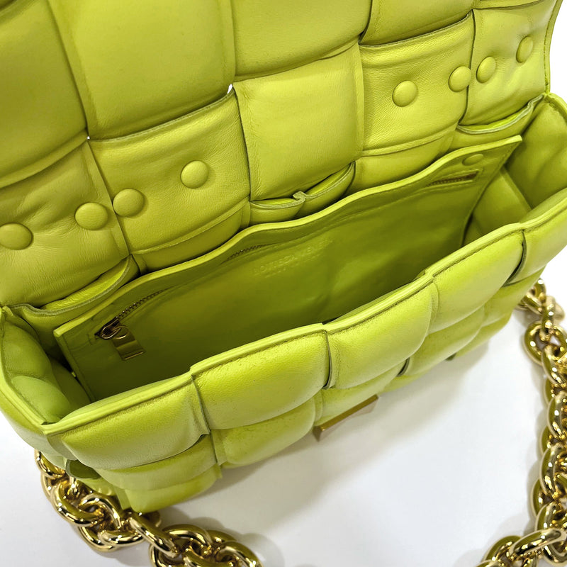 Bottega Veneta The Chain Cassette Shoulder Bag | Designer code: 631421VBWZ0 | Luxury Fashion Eshop | Lamode.com.hk