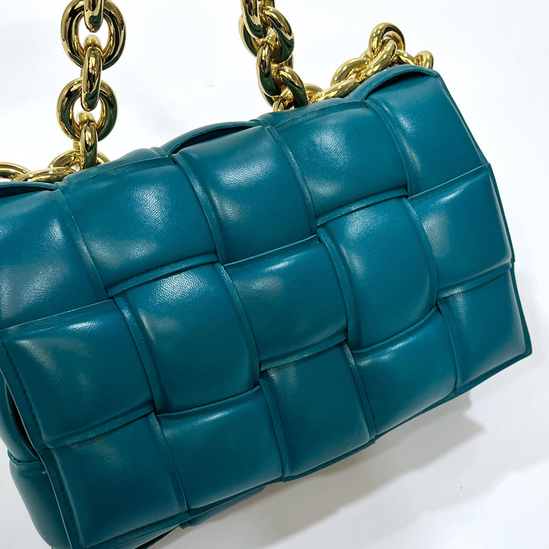 Bottega Veneta The Chain Cassette Shoulder Bag | Designer code: 631421VBWZ0 | Luxury Fashion Eshop | Lamode.com.hk