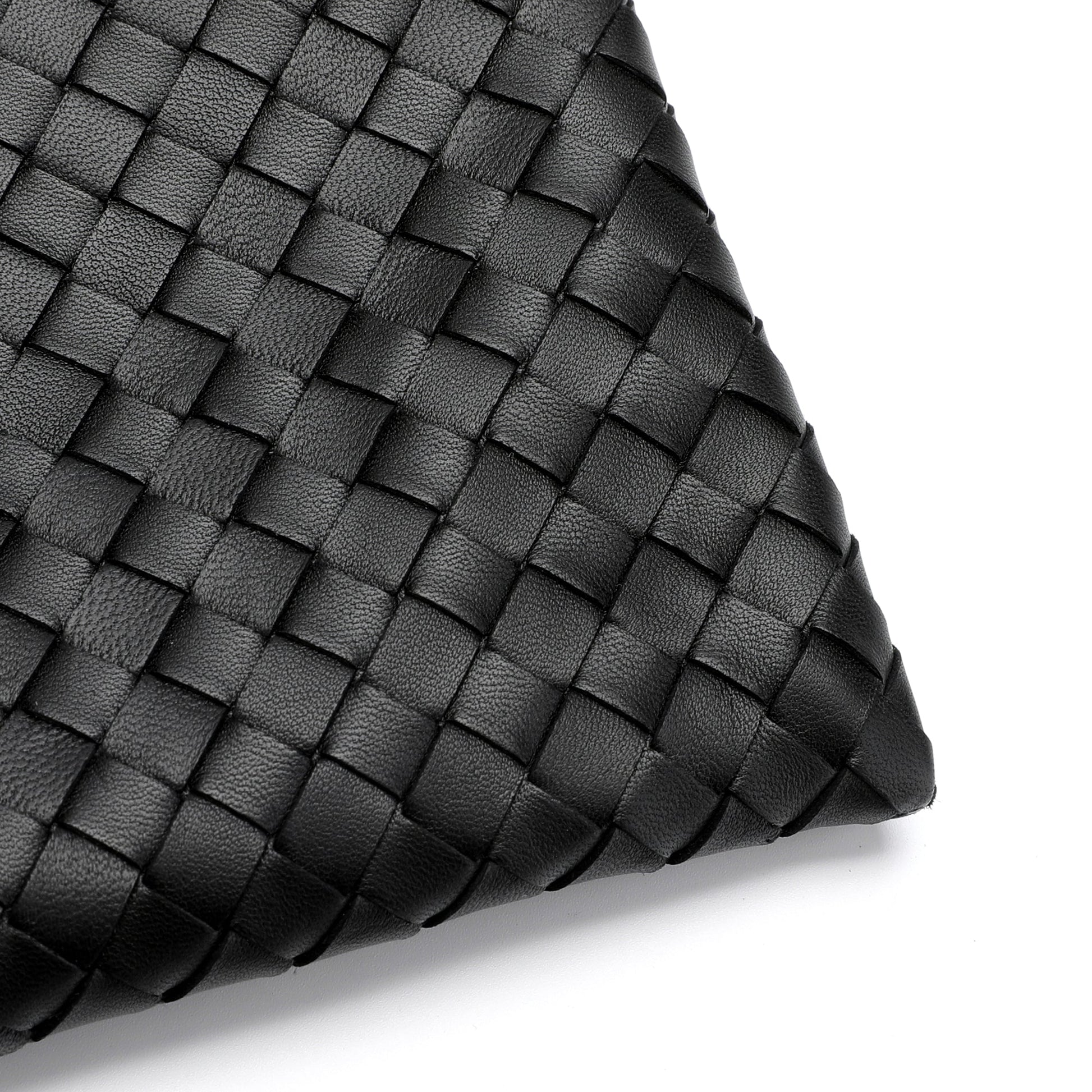 Bottega Veneta Biletto In Intrecciato Nappa | Designer code: 522429V001N | Luxury Fashion Eshop | Lamode.com.hk