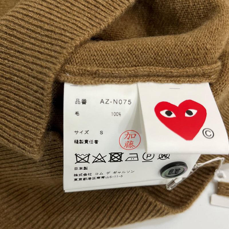 Comme Des Garcons Play Overlapping Heart Cardigan | Designer code: P1N075 | Luxury Fashion Eshop | Lamode.com.hk