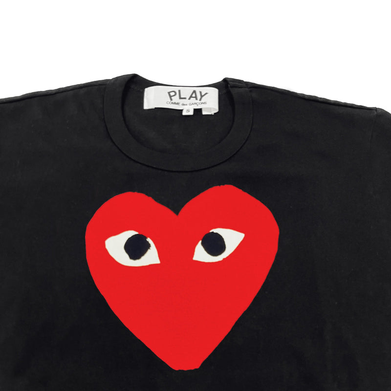 Comme Des Garcons Play Heart T-shirt | Designer code: P1T112 | Luxury Fashion Eshop | Lamode.com.hk