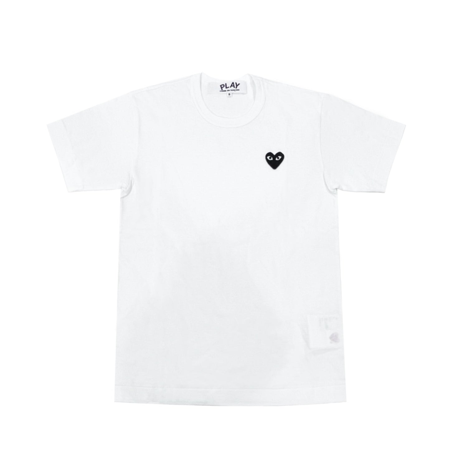 Comme Des Garcons Play Heart Patch T-shirt | Designer code: P1T064 | Luxury Fashion Eshop | Lamode.com.hk