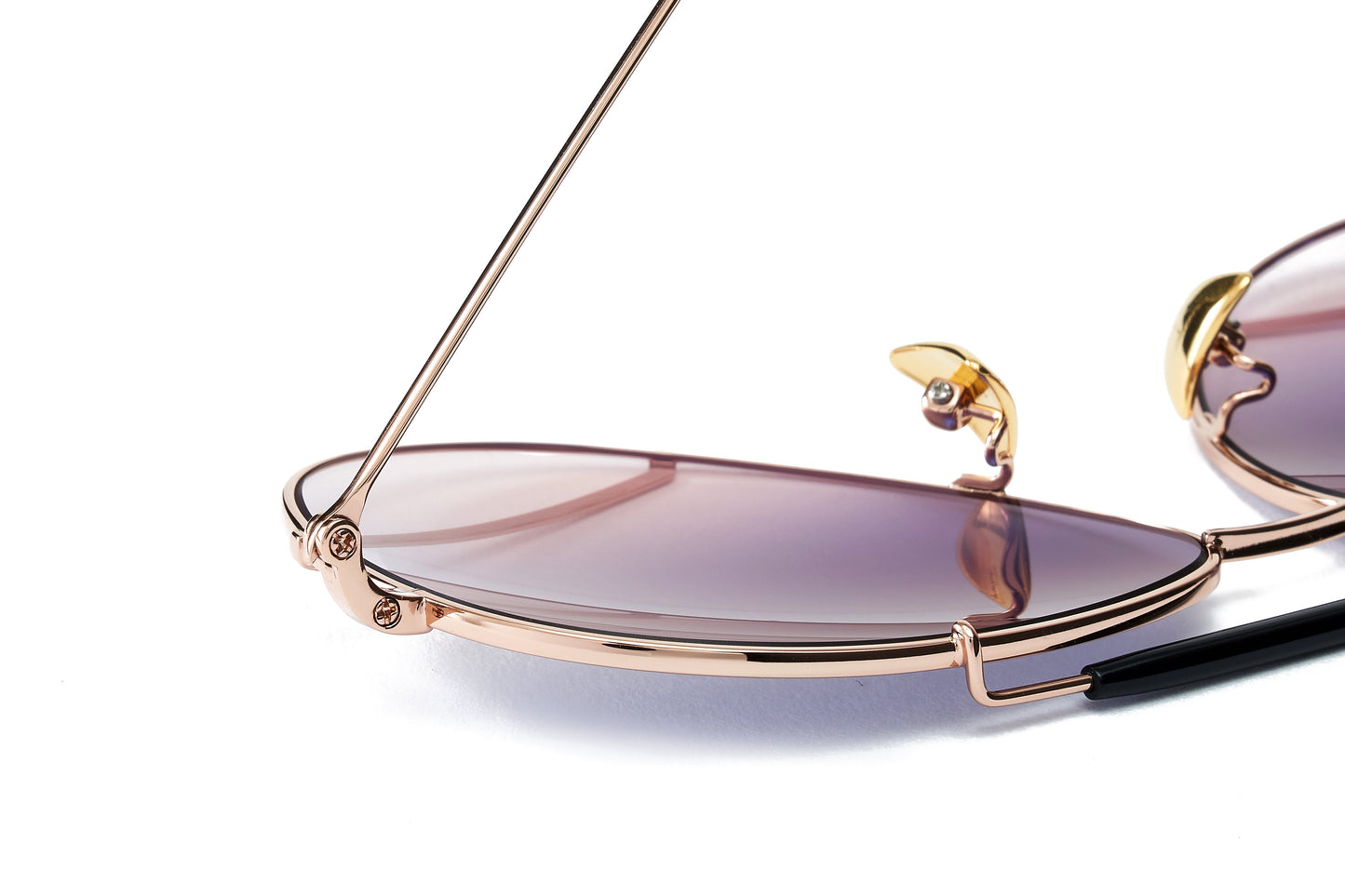 Donnieye Joy Gold Aviator Sunglasses | Designer code: DYJOY | Luxury Fashion Eshop | Lamode.com.hk