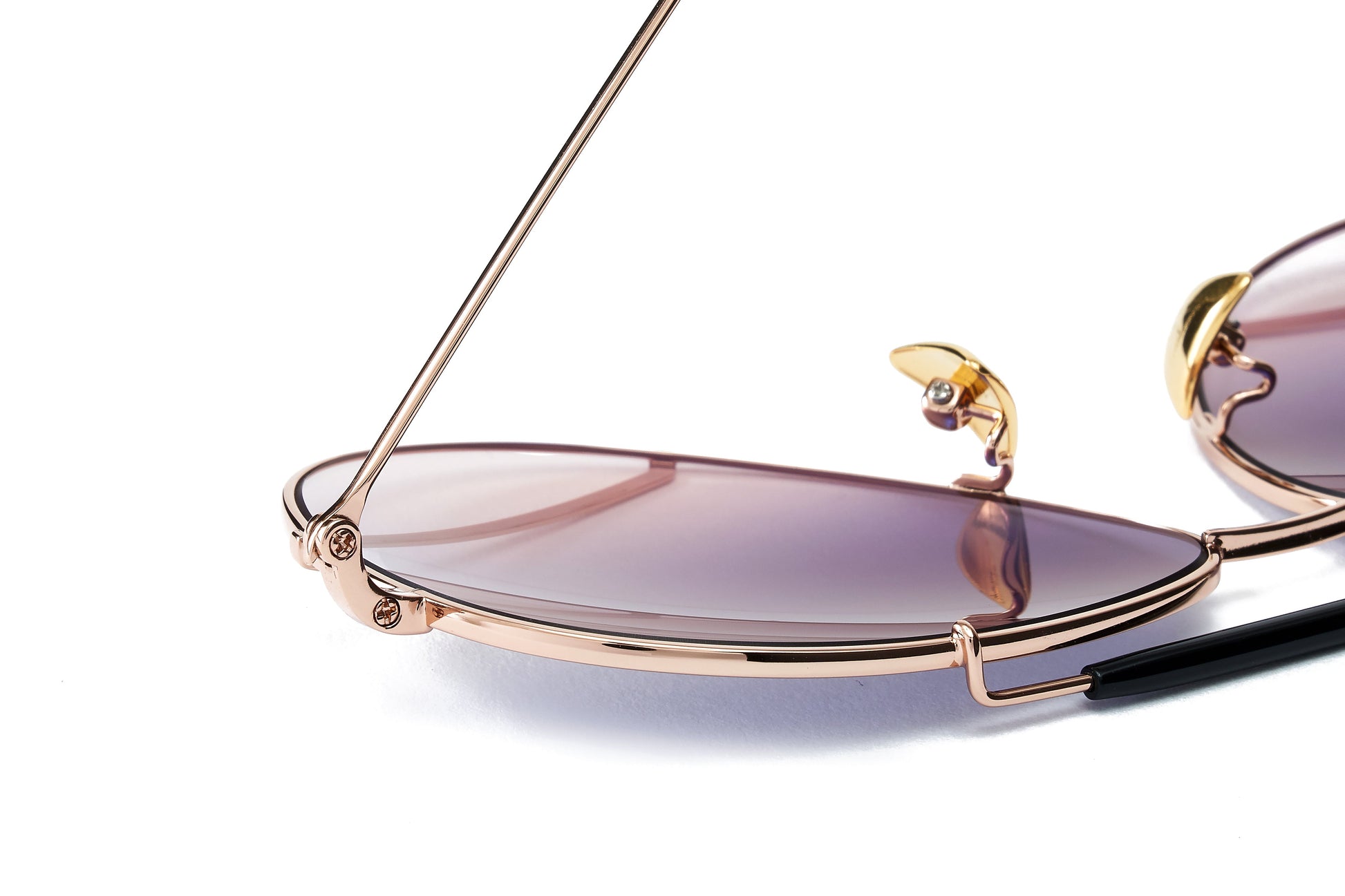 Donnieye Joy Gold Aviator Sunglasses | Designer code: DYJOY | Luxury Fashion Eshop | Lamode.com.hk