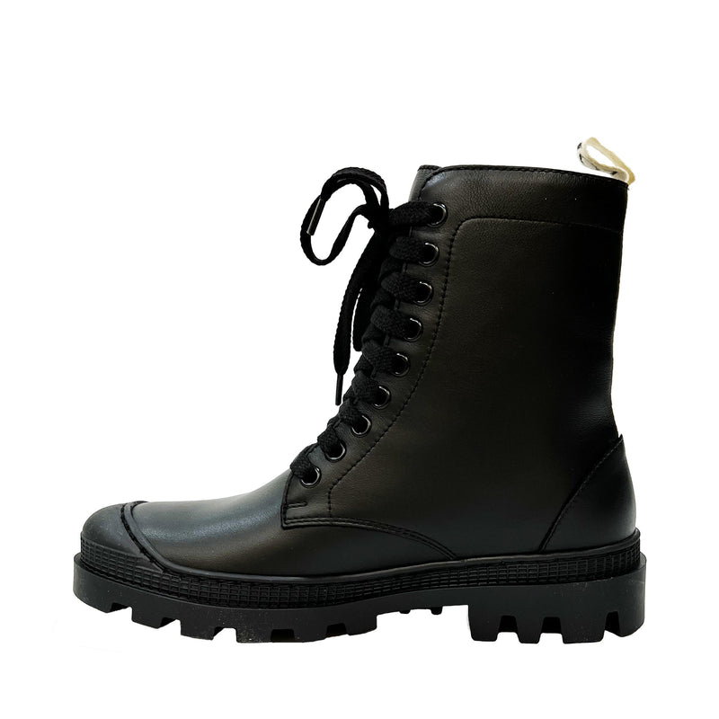 Loewe Lace Up Leather Boots | Designer code: L815285X14 | Luxury Fashion Eshop | Lamode.com.hk