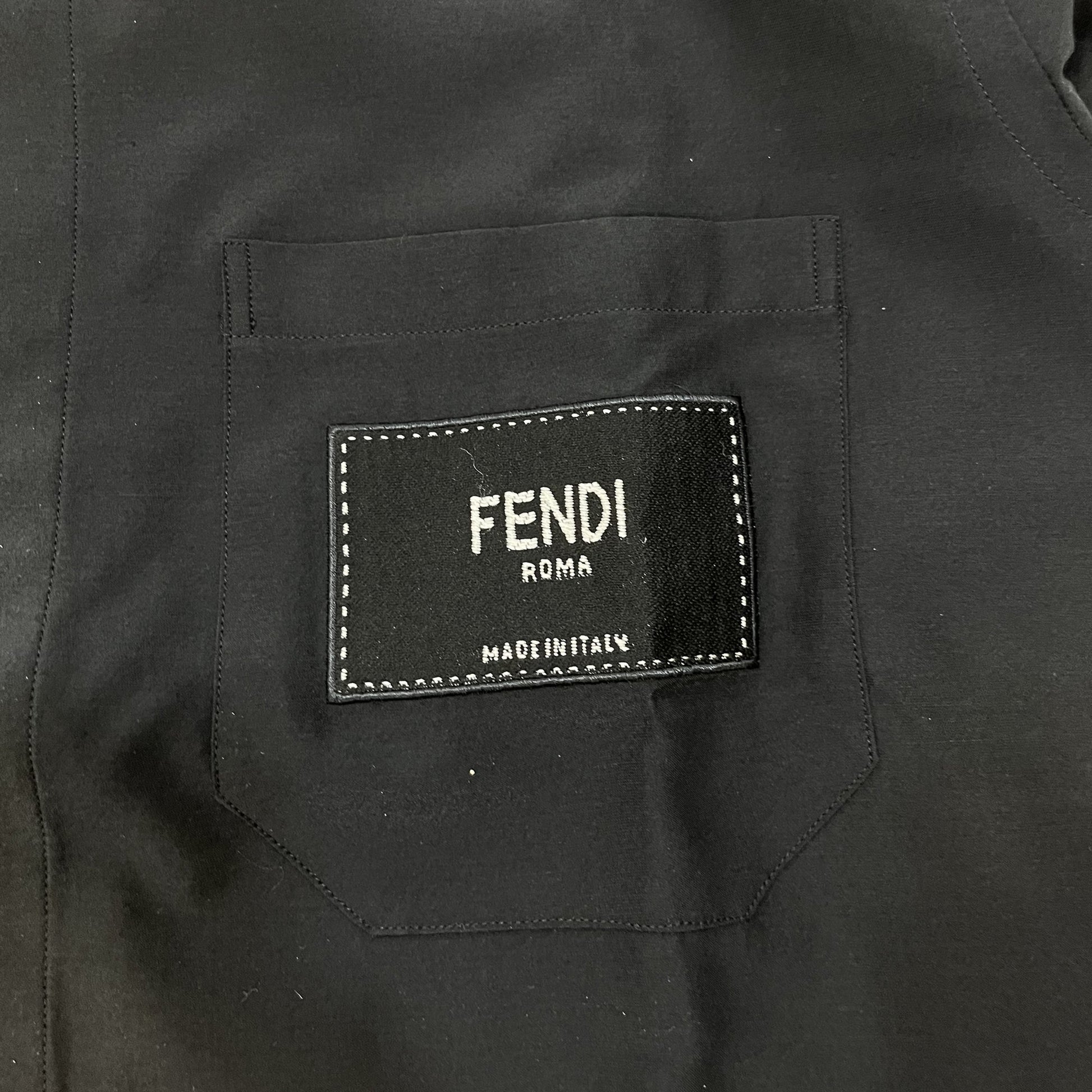 Fendi Logo Patch Long Sleeved Shirt | Designer code: FS0585A9RT | Luxury Fashion Eshop | Lamode.com.hk