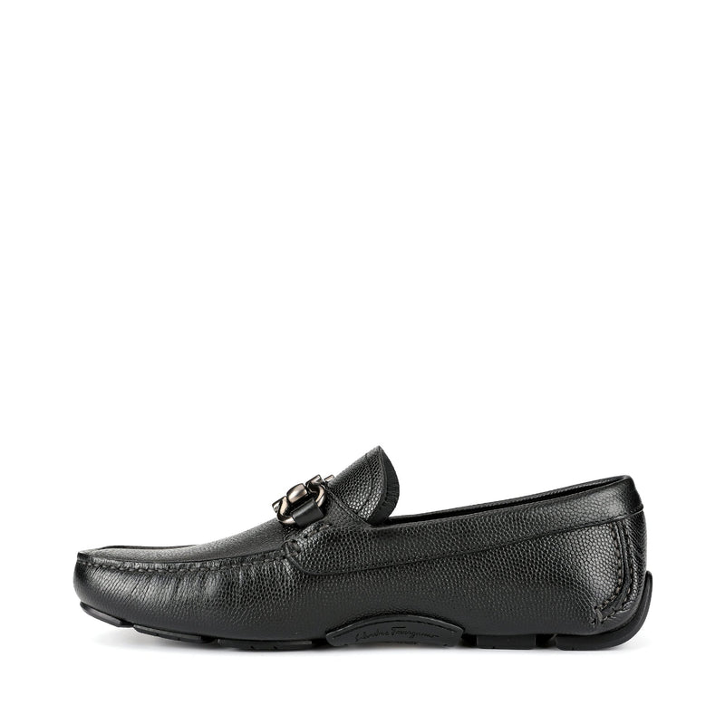 Salvatore Ferragamo Parigi Leather Loafer | Designer code: 671739 | Luxury Fashion Eshop | Lamode.com.hk