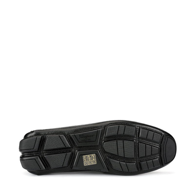 Salvatore Ferragamo Parigi Leather Loafer | Designer code: 671739 | Luxury Fashion Eshop | Lamode.com.hk