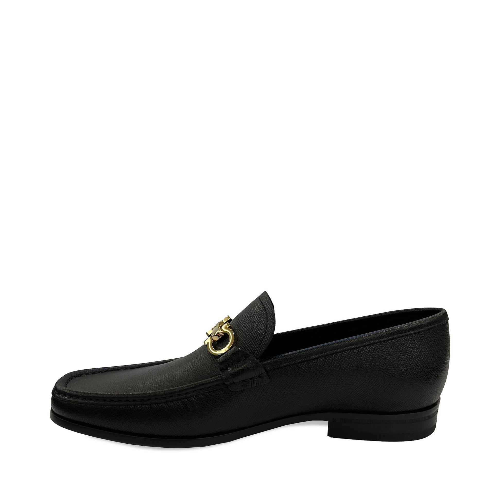 Salvatore Ferragamo Moccasin With Ganicini Reversible Ornament | Designer code: 740679 | Luxury Fashion Eshop | Lamode.com.hk