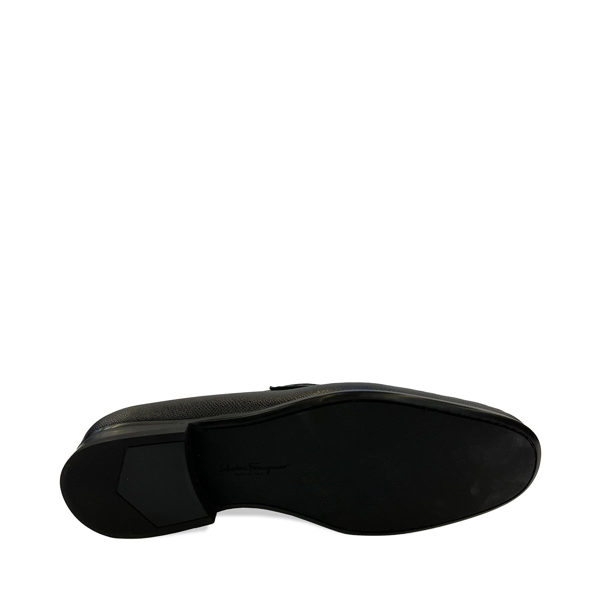 Salvatore Ferragamo Moccasin With Ganicini Reversible Ornament | Designer code: 740679 | Luxury Fashion Eshop | Lamode.com.hk