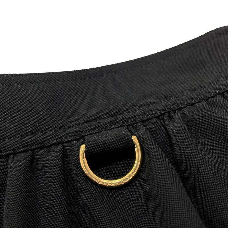 Givenchy Ring Detail Wool Shorts | Designer code: BW50NJ11BN | Luxury Fashion Eshop | Lamode.com.hk