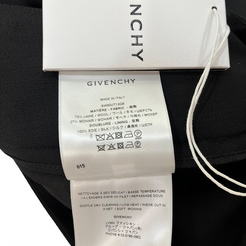 Givenchy Black Wool Blend Shorts | Designer code: BW50UT13QB | Luxury Fashion Eshop | Lamode.com.hk