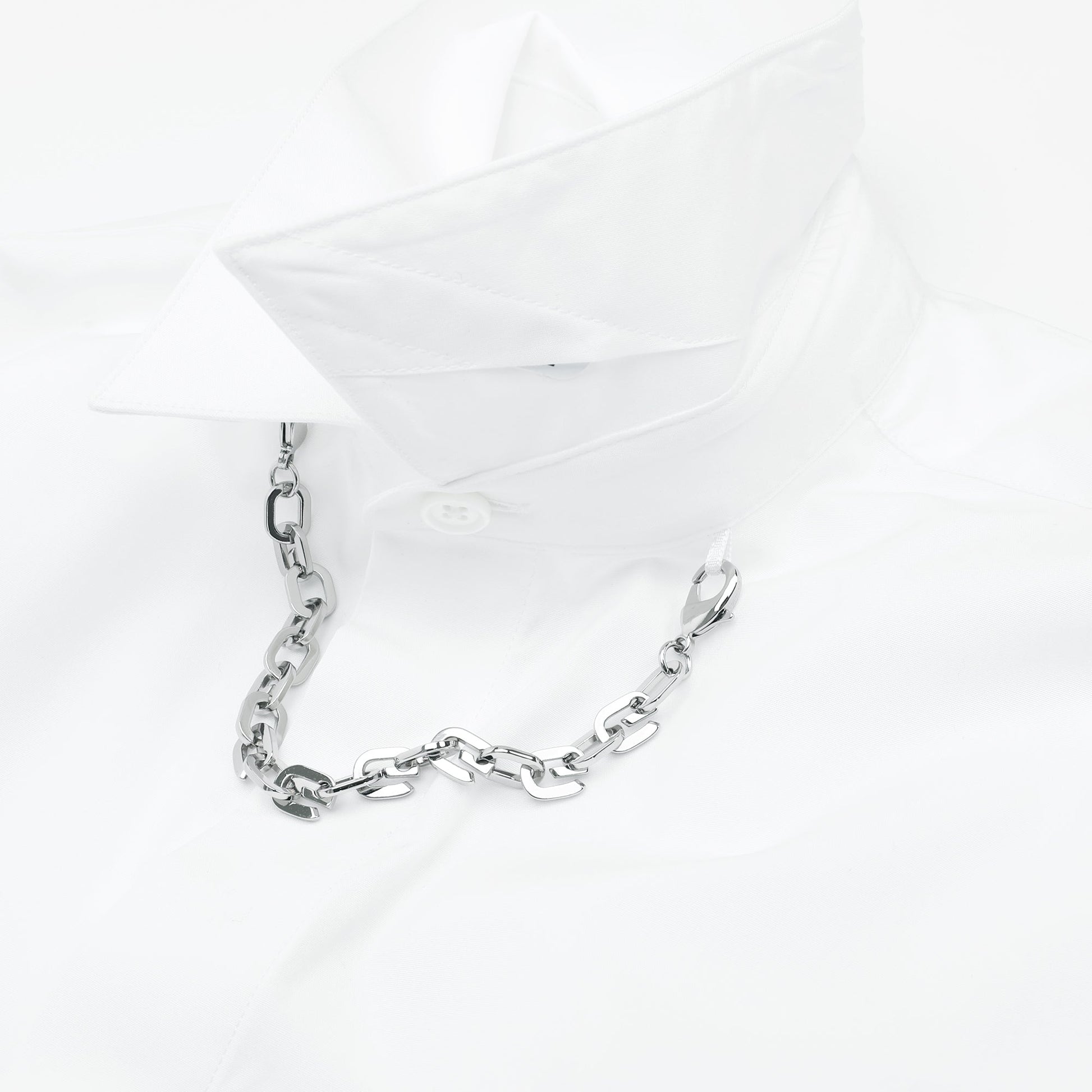 Givenchy Chain Link Shirt | Designer code: BM60S1109F | Luxury Fashion Eshop | Lamode.com.hk