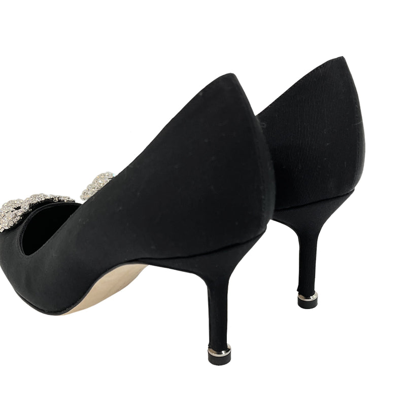 Manolo Blahnik Crystal Embellished Pumps | Designer code: 3222217 | Luxury Fashion Eshop | Lamode.com.hk