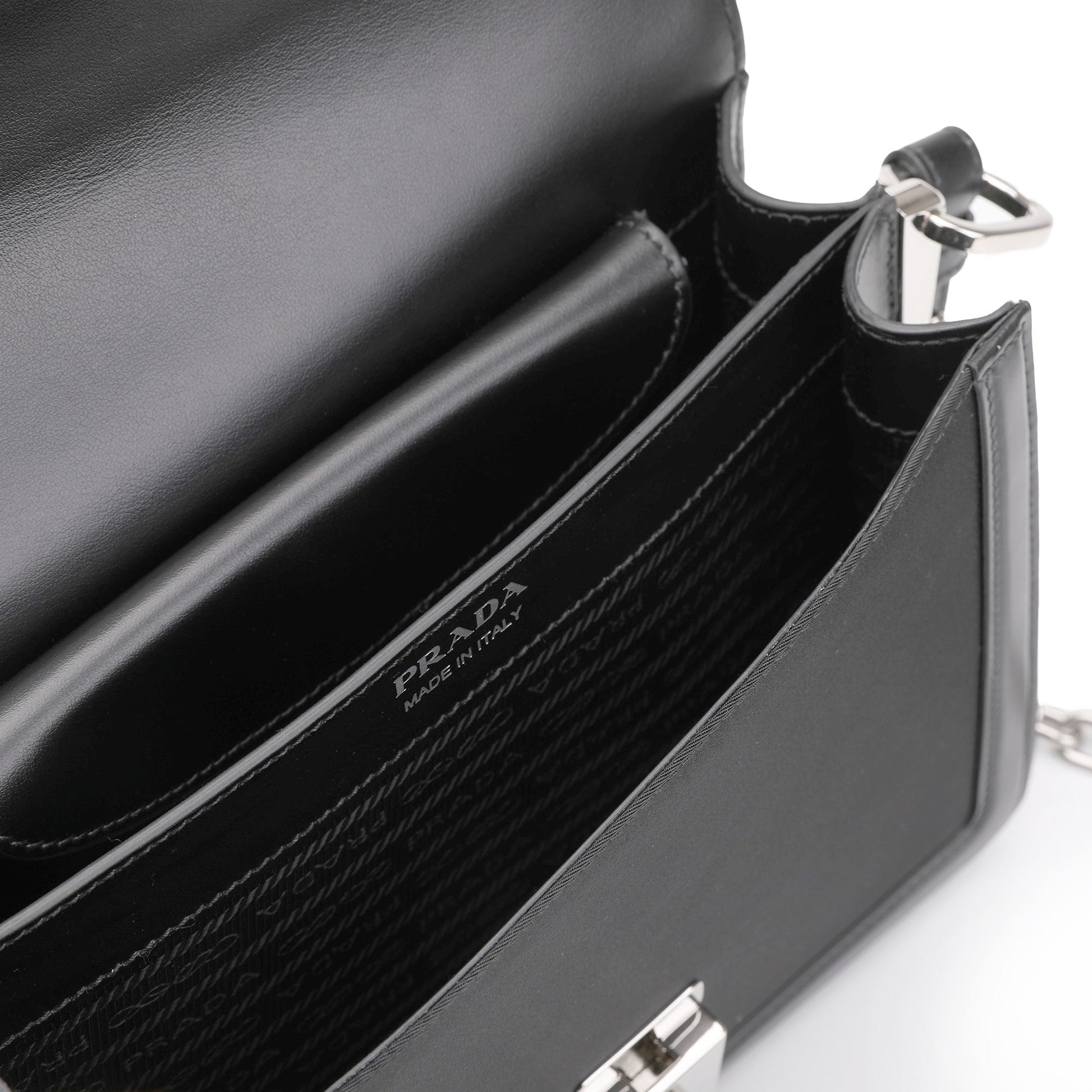Prada Logo Embossed Crossbody Bag | Designer code: 1BD253VCOH2DLM | Luxury Fashion Eshop | Lamode.com.hk