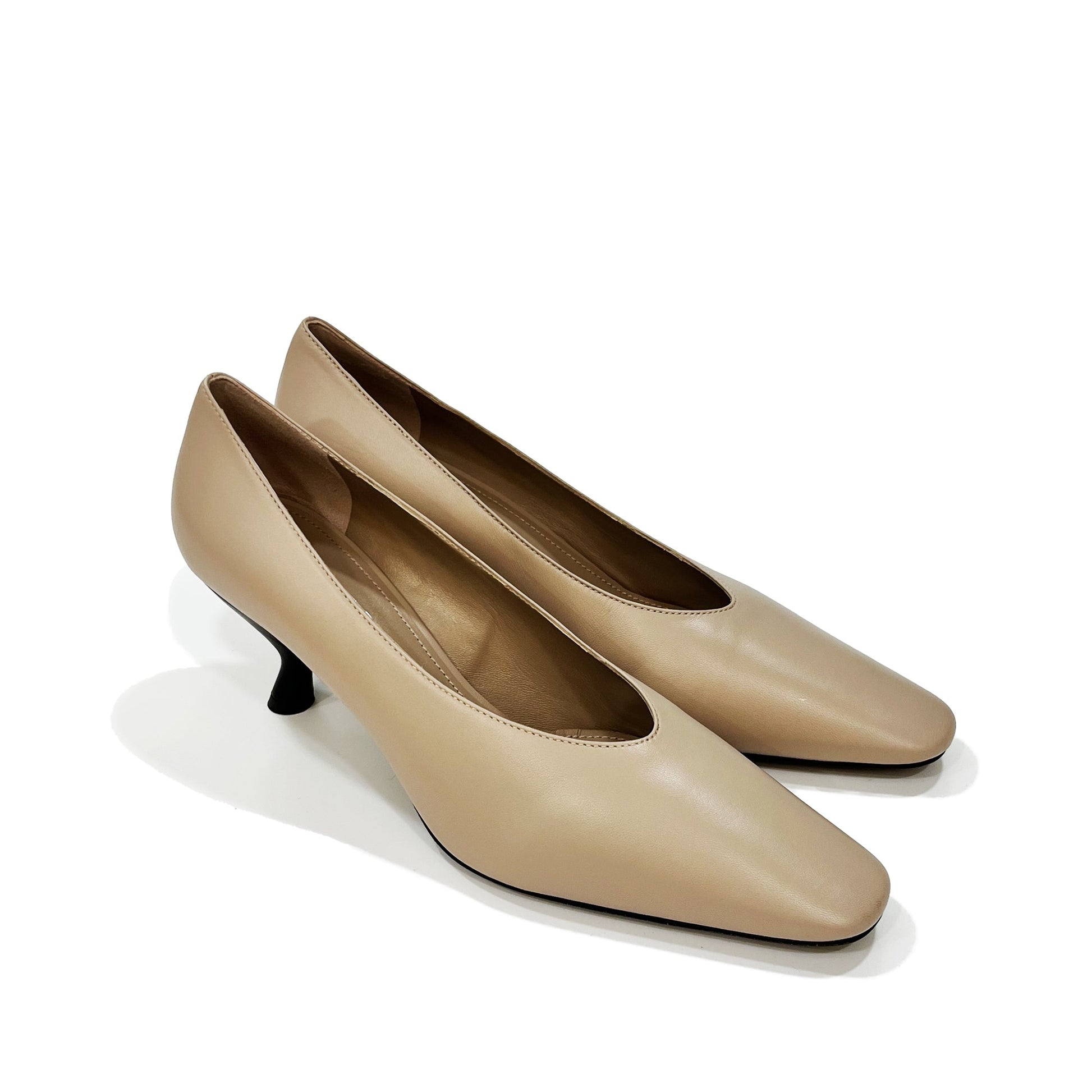 Prada Almond Toe Pump | Designer code: 1I409MF065038 | Luxury Fashion Eshop | Lamode.com.hk