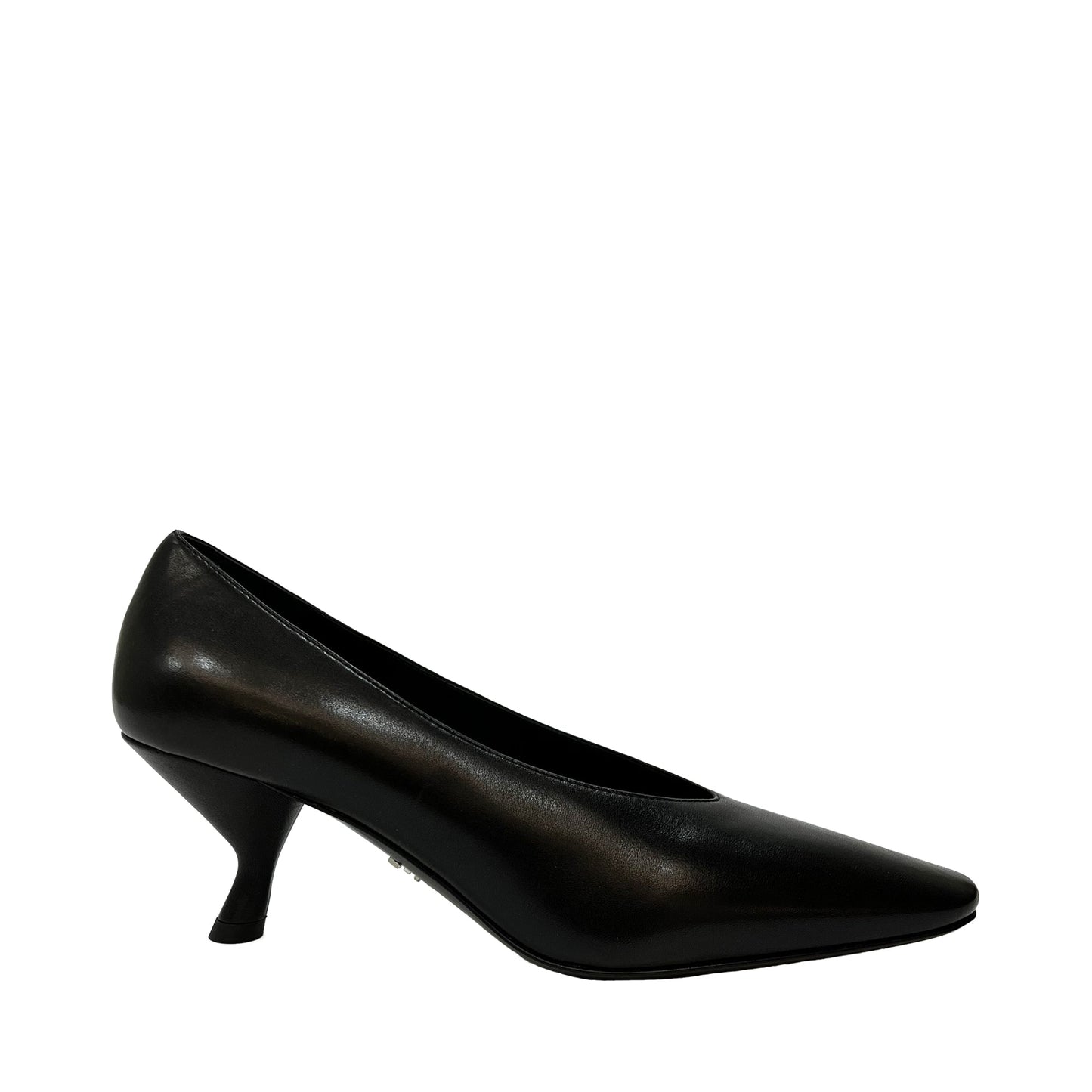 Prada Almond Toe Pump | Designer code: 1I409MF065038 | Luxury Fashion Eshop | Lamode.com.hk